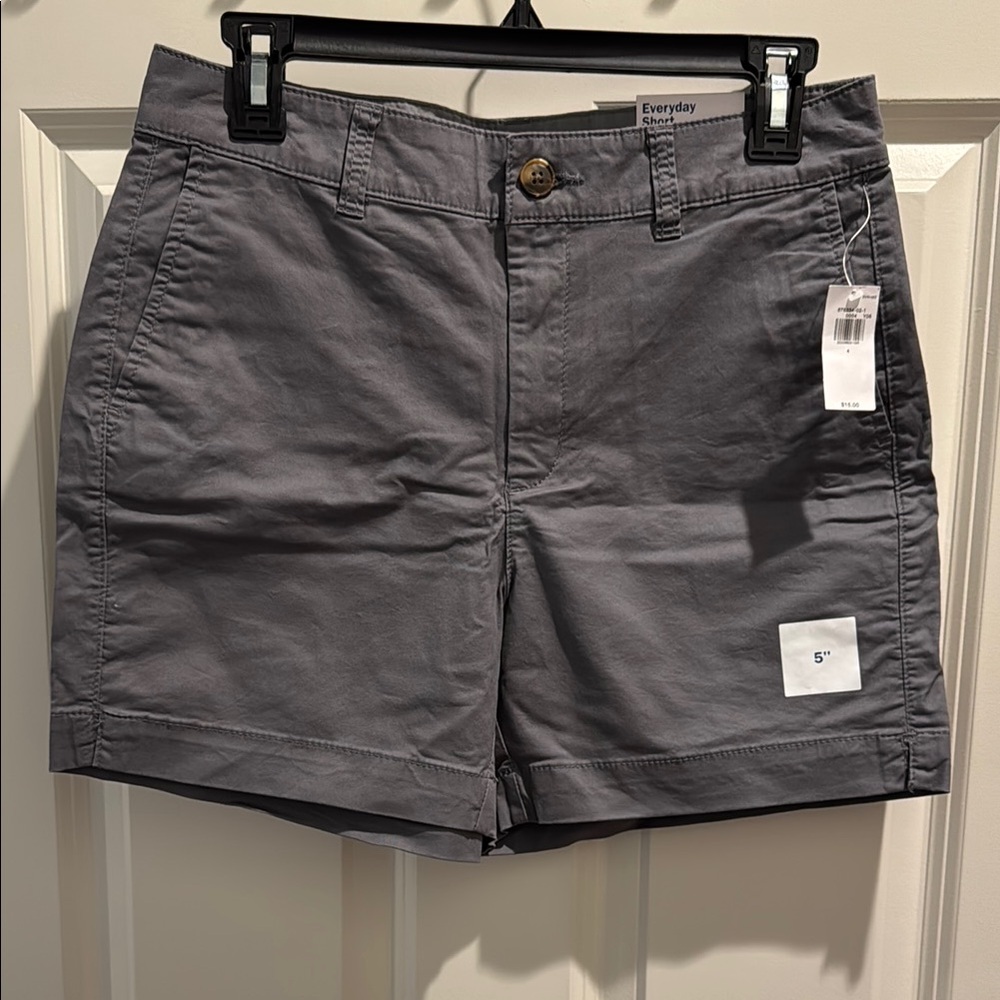 Old Navy Charcoal Everyday 5” Shorts